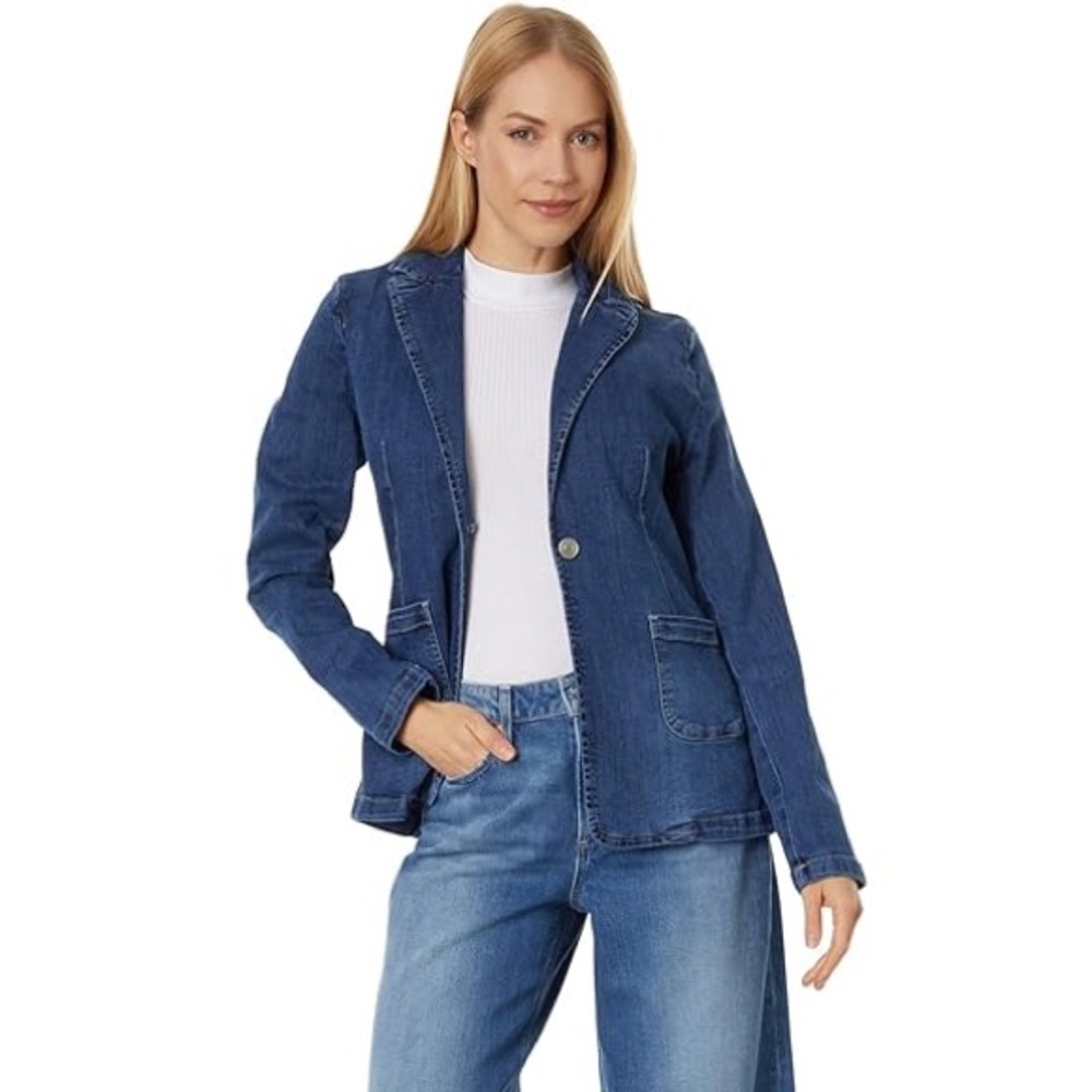 NWT Elliot‎ Lauren one button denim blazer